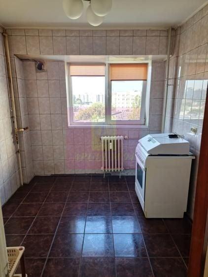 Apartament cu 2 camere semidecomandat în Crângași