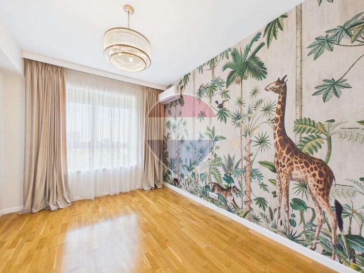 Apartament cu 4 camere decomandat, mobilat în Agronomie