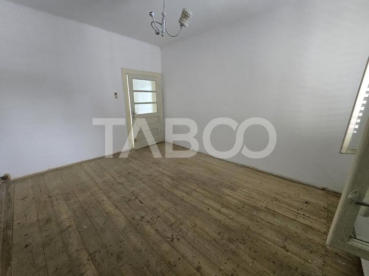 Duplex cu 5 camere cu Canalizare în Terezian