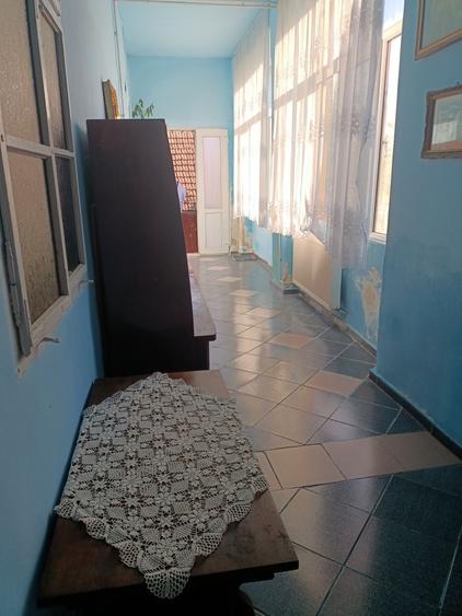 Casă cu 4 camere în Vinga