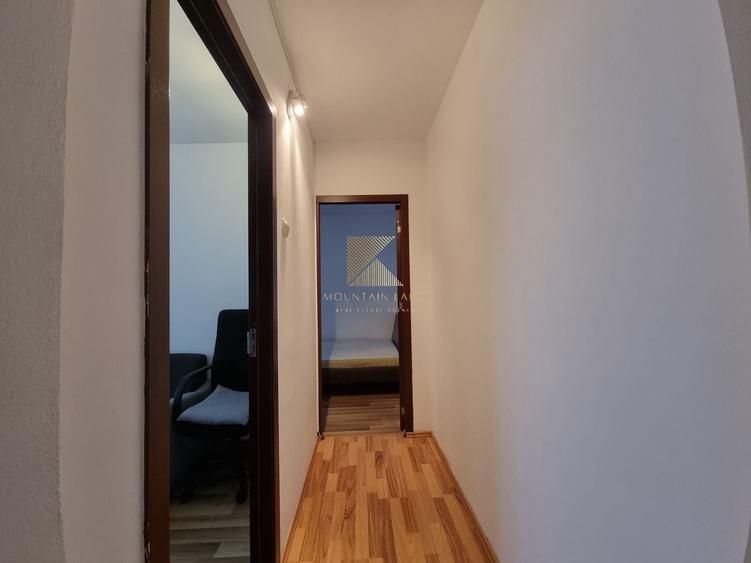 Apartament cu 3 camere decomandat, mobilat în Tractorul