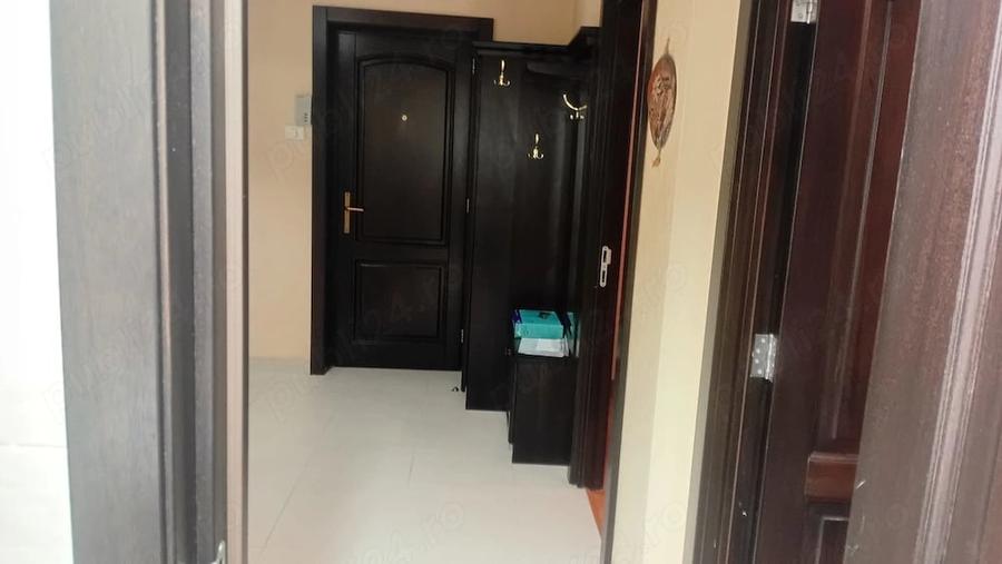 Apartament cu 3 camere decomandat în Ultracentral