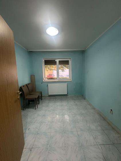 Apartament cu 3 camere decomandat în Tomis Nord