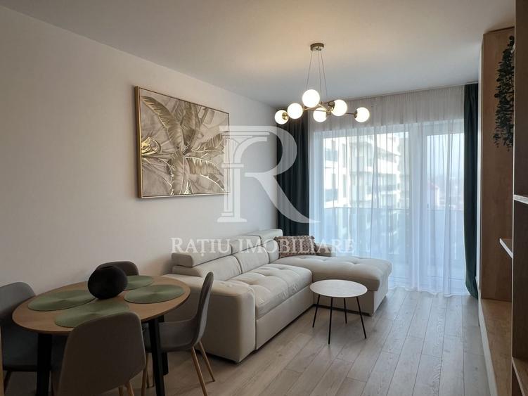 Apartament cu 3 camere decomandat, mobilat în Calea Aradului
