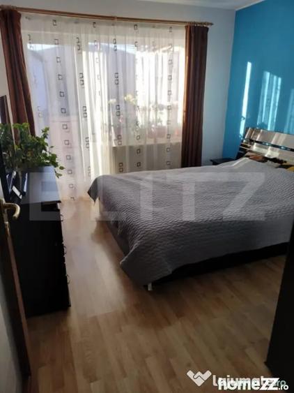 Apartament cu 4 camere decomandat în Central