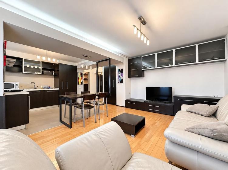 Apartament cu 3 camere decomandat, mobilat în Circumvalațiunii
