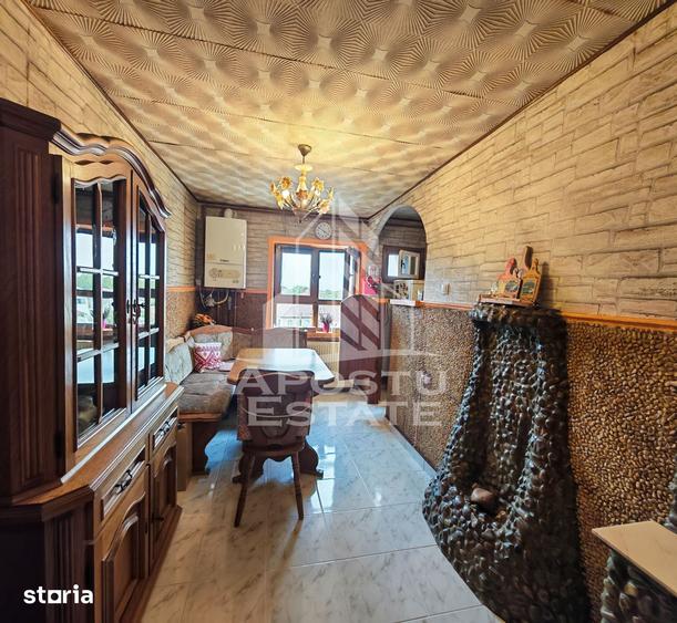 Apartament cu 2 camere decomandat în Mircea cel Bătrân