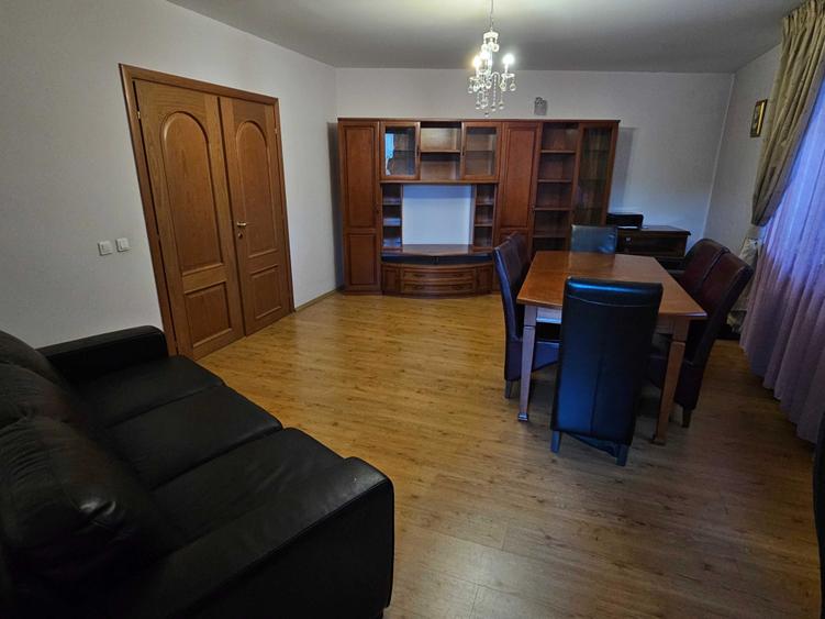 Apartament cu 2 camere decomandat în Lacul Morii