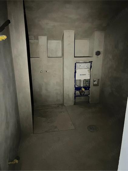 Spațiu comercial, de 325 mp, în Industrial