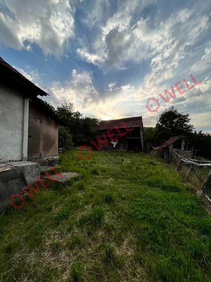 Casă individuală cu 2 camere cu Teren 537 Mp în Boroșneu Mare