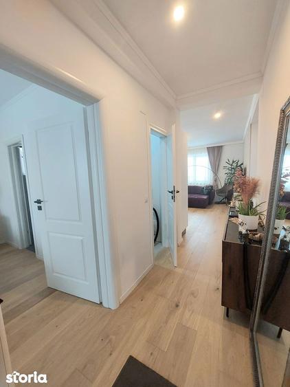 Casă cu 4 camere cu Teren 434 Mp în Central