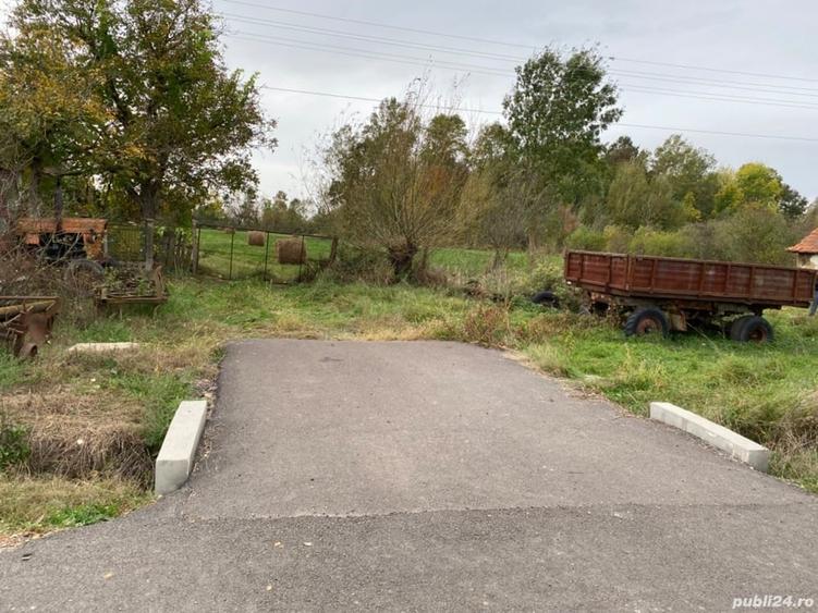 Teren de 4990 mp, în Duboz