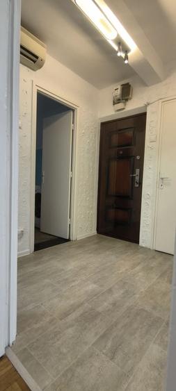 Apartament cu 2 camere decomandat în Eroii Revoluției