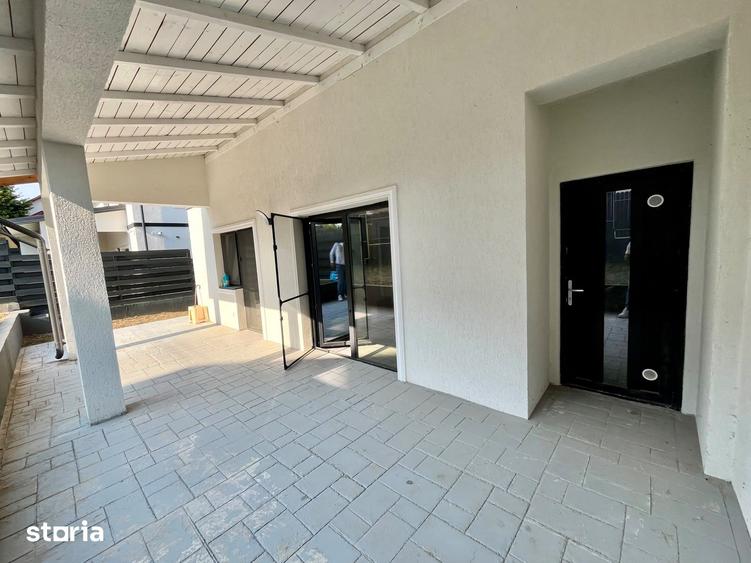 Casă cu 5 camere cu Teren 250 Mp în Miroslava