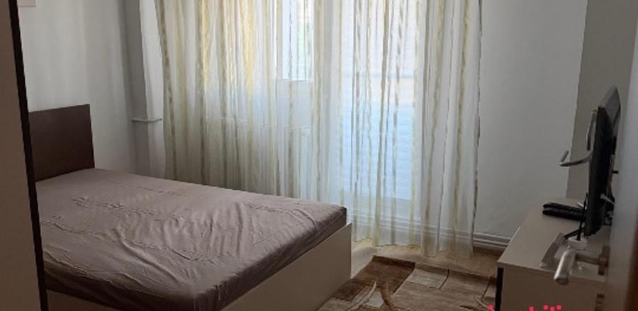 Apartament cu 2 camere decomandat, mobilat în Lujerului