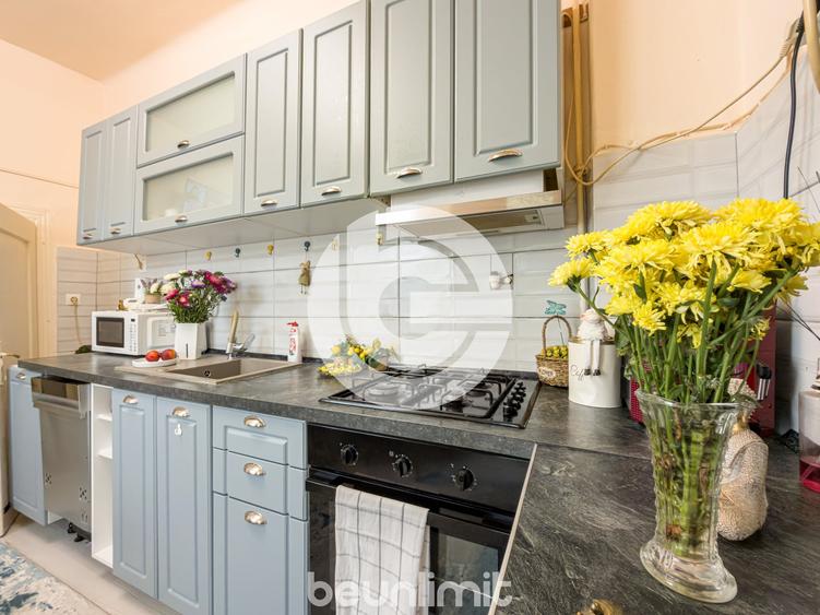 Apartament cu 2 camere decomandat, mobilat în Ultracentral