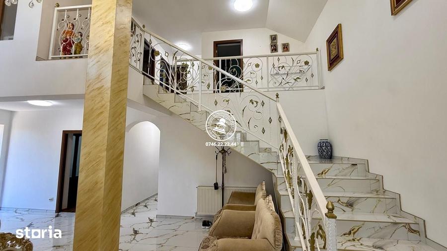 Casă cu 5 camere cu Teren 350 Mp în Bârnova