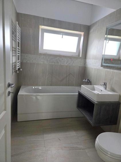 Apartament cu 2 camere decomandat în Tătărași