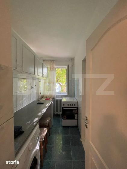 Apartament cu 3 camere decomandat în Sud