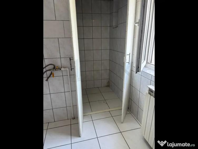 Apartament cu 2 camere decomandat în Aviației