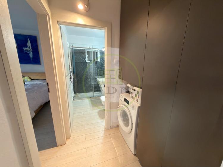 Apartament cu 2 camere semidecomandat, mobilat în 1 Mai