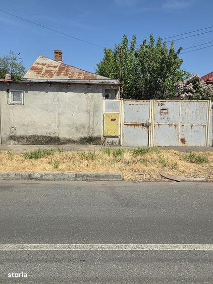 Casă cu 4 camere cu Teren 255 Mp în Chercea