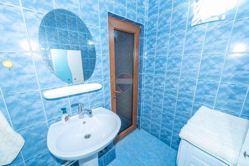Vila de vanzare 240 mp utili, piscina, teren 1000 mp, central Calarasi - 18