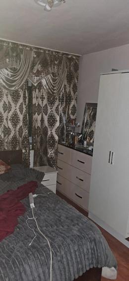 Apartament cu 3 camere decomandat în Aradului