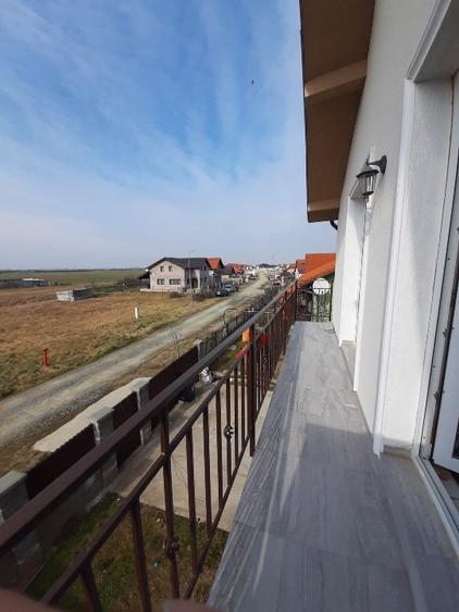 Duplex cu 4 camere cu Teren 264 Mp în Moșnița Nouă