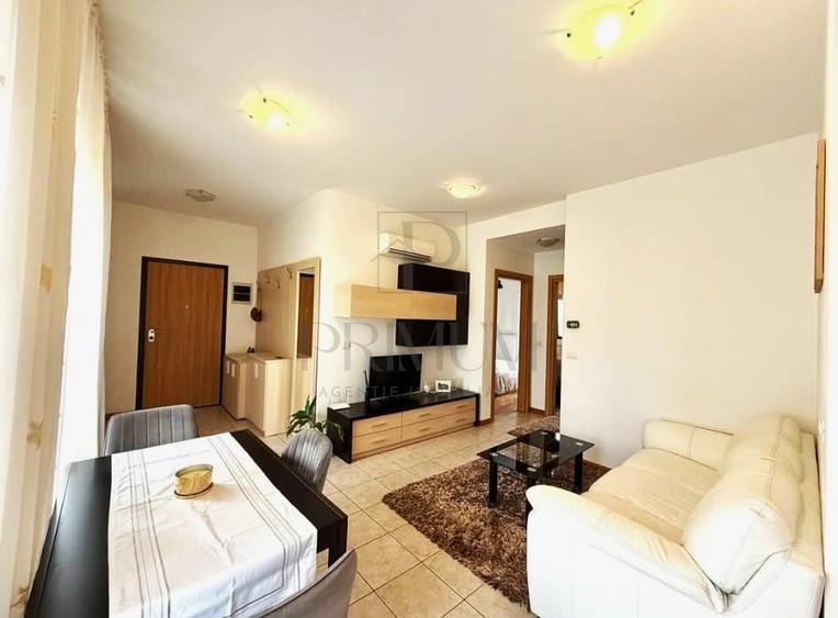 Apartament cu 3 camere decomandat, mobilat în Dumbrăvița