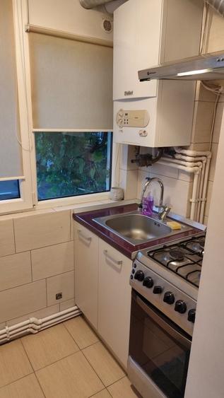Apartament cu 2 camere decomandat în Exterior Vest