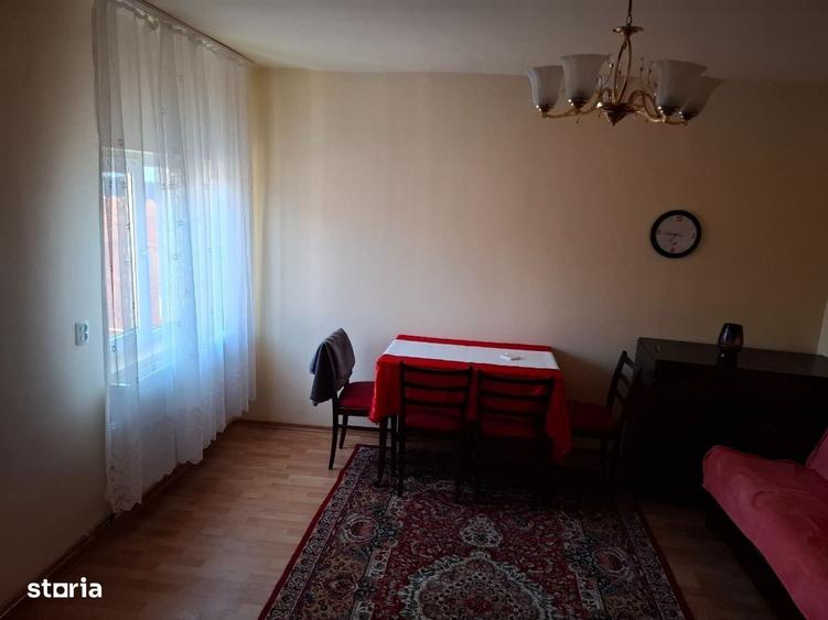 Casă cu 3 camere cu Teren 280 Mp în CFR