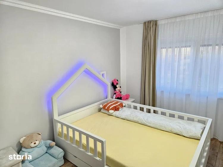 Apartament cu 3 camere, mobilat în Central