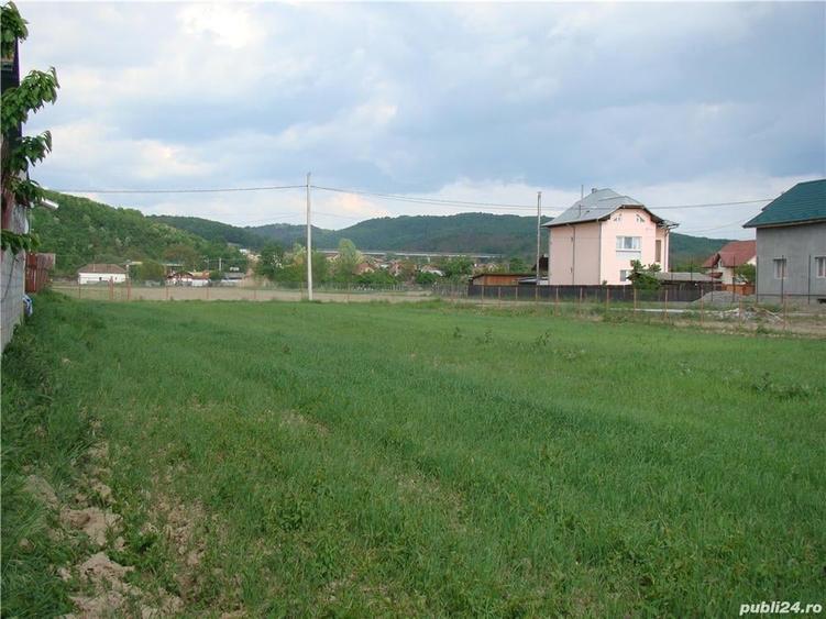 Teren de 4850 mp, în Budești