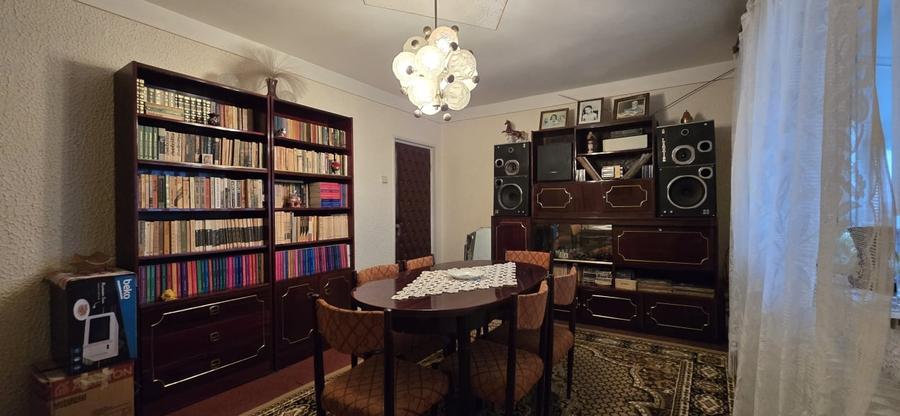 Apartament cu 4 camere decomandat, mobilat în Baraolt