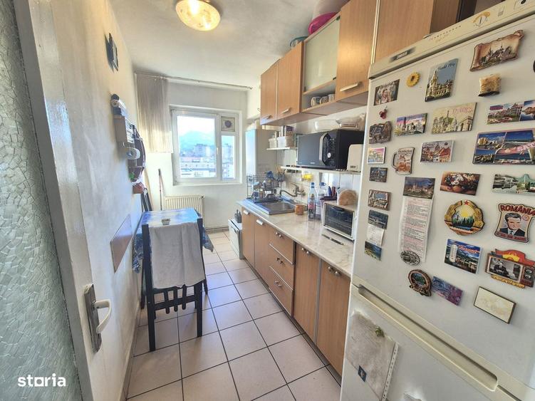Apartament cu 3 camere decomandat, mobilat în Astra