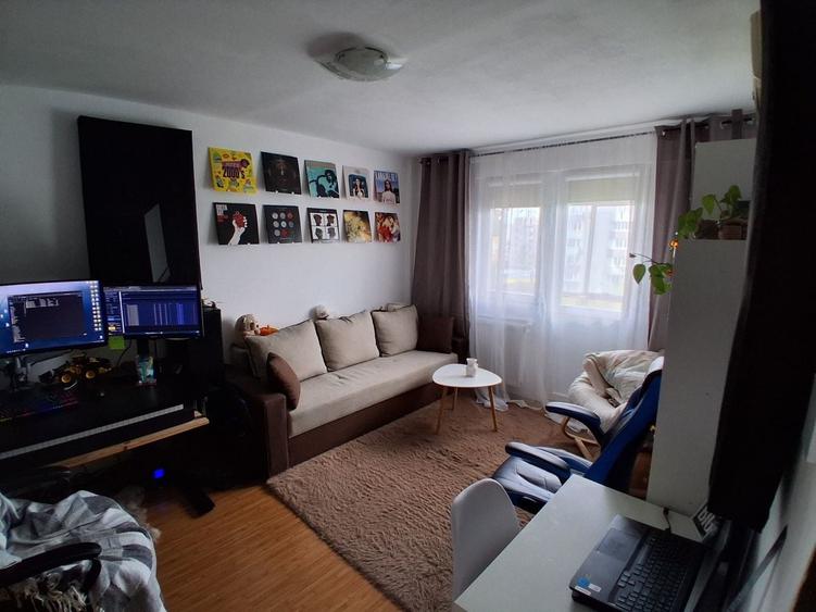 Apartament cu 2 camere decomandat în Lujerului