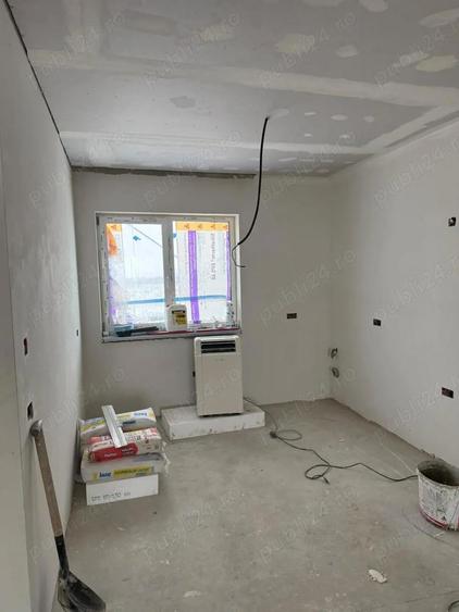 Casă cu 4 camere în Săcălaz