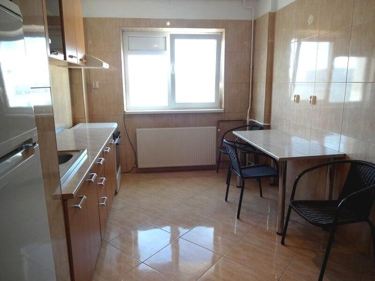 Apartament cu 2 camere decomandat, mobilat în Vitan