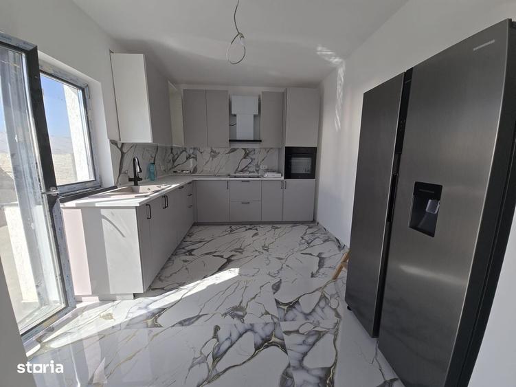 Casa individuala P+M - 5 Camere - 4