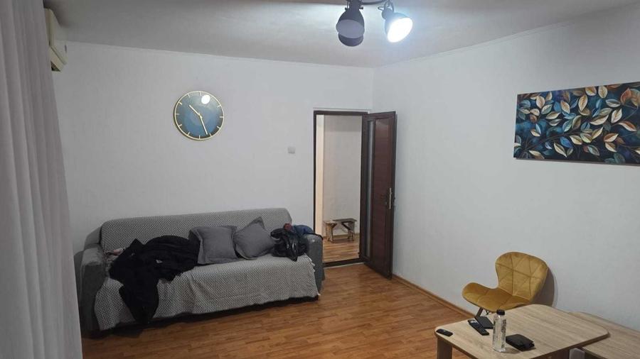 Apartament cu 2 camere decomandat în Exterior Vest