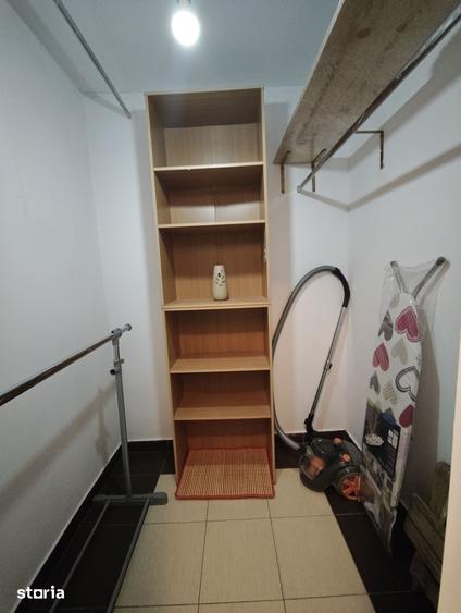 Apartament cu 3 camere, mobilat în Dămăroaia