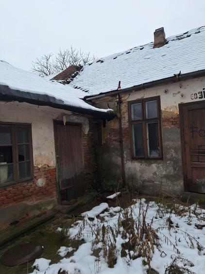 Casă individuală cu 2 camere cu Canalizare în Fratelia
