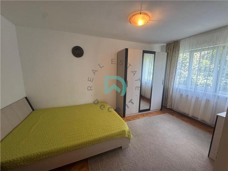 Apartament cu 2 camere semidecomandat în Centrul Civic