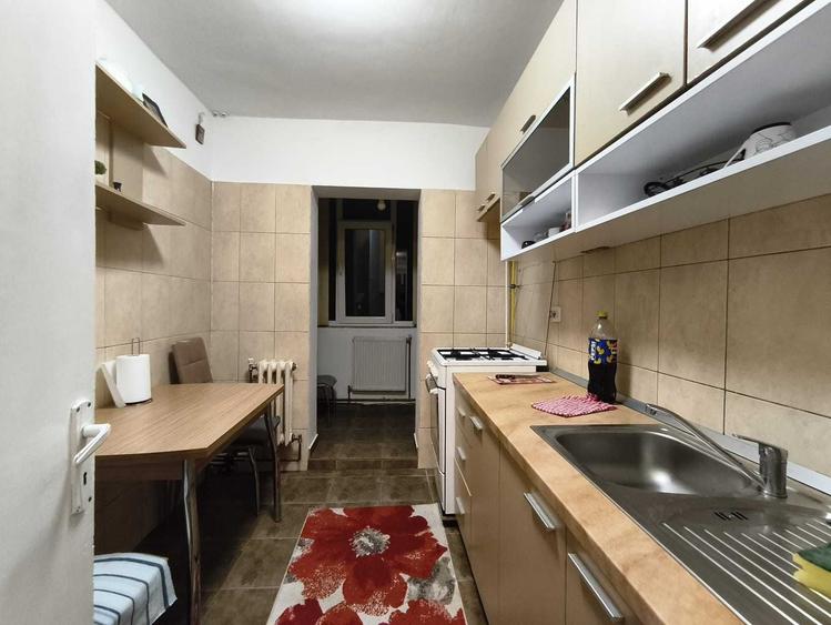 Apartament cu 2 camere decomandat în Păcurari
