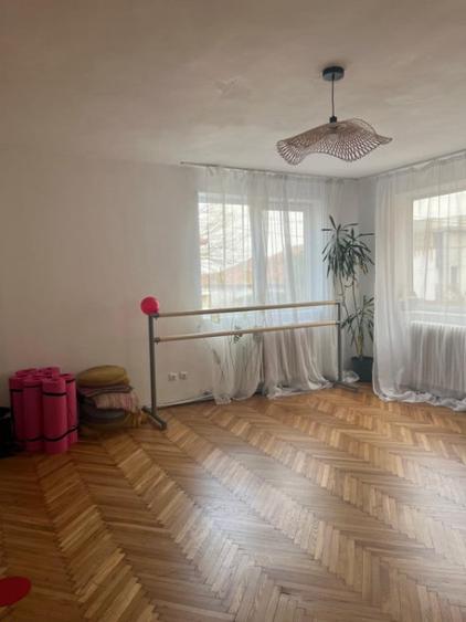 Apartament 3 camere 160 mp | beci 80 mp | gradina 160 mp | z - 3