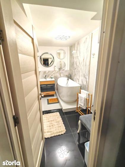 Apartament cu 3 camere în Mazepa 2