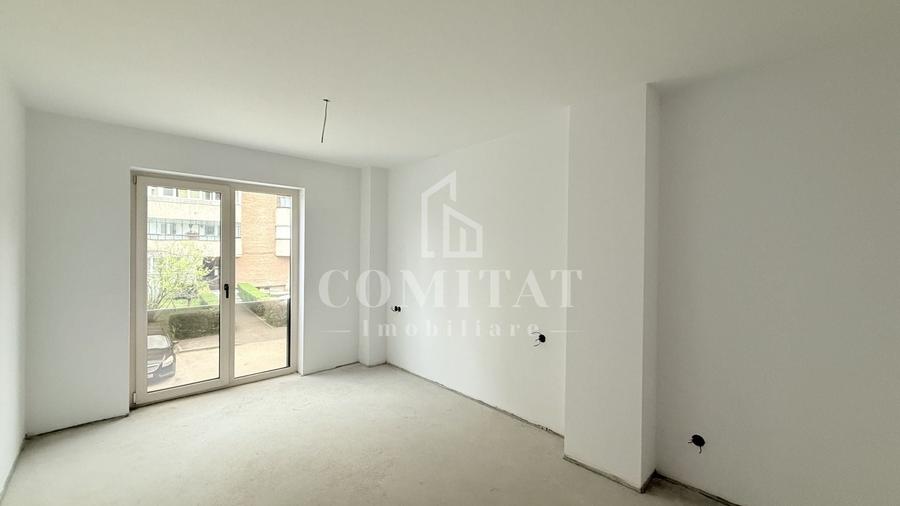 Apartament cu 2 camere semidecomandat în Mărăști