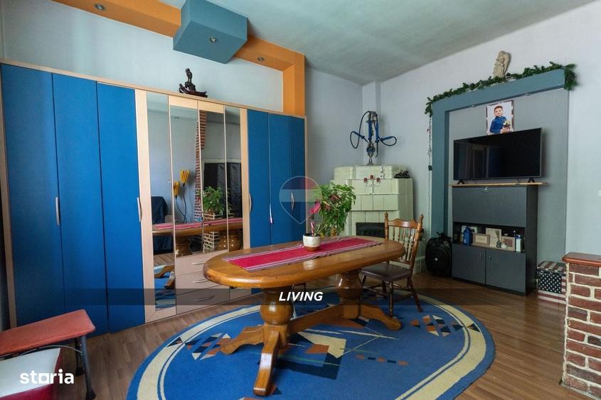 Casă cu 3 camere în Central
