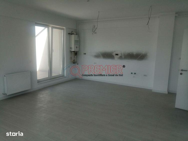 Apartament cu 3 camere decomandat în Brâncoveanu